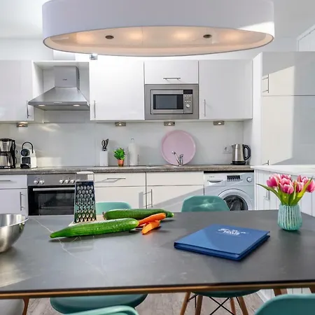 Schwimmendes Haus Jule Holiday home *
