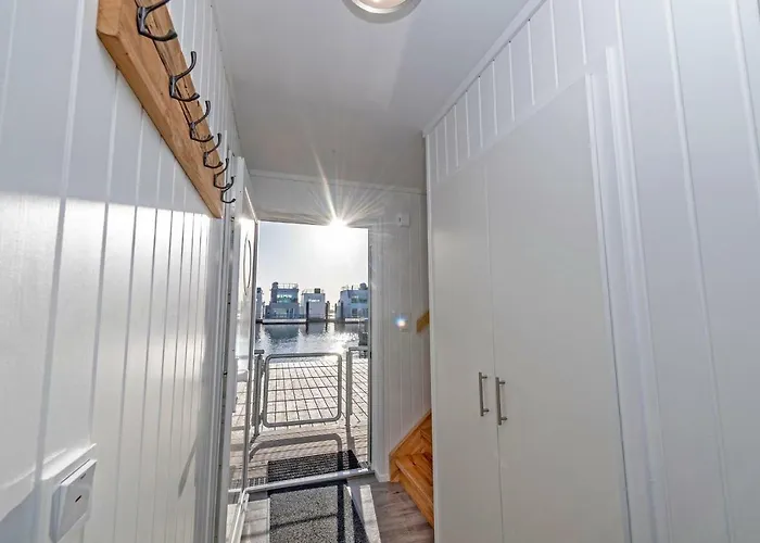 Schwimmendes Haus Jule Hotel Olpenitz