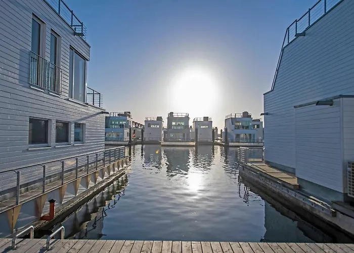 Schwimmendes Haus Jule Hotel Olpenitz