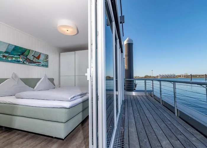 Schwimmendes Haus Jule